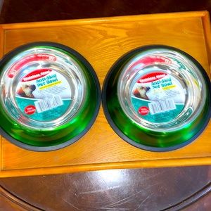 2 ANTI SKID STAINLESS STEEL DOG BOWLS 3.75 CUPS NWT